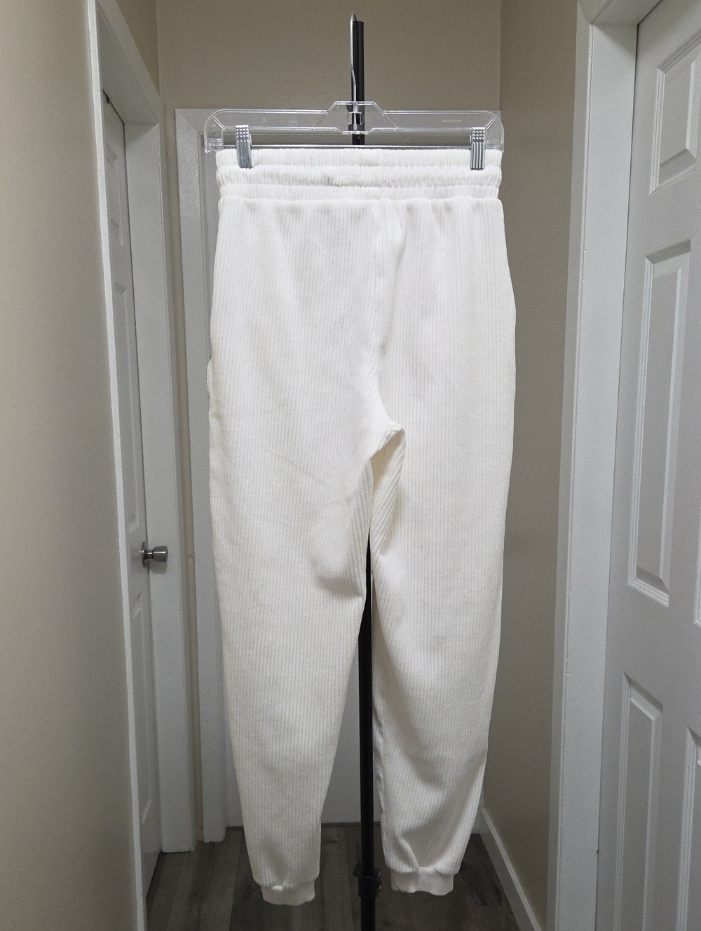 Mavi Cream Ribbed Jogger Sweatpants | Cozy Lounge Athleisure Elastic Waist Soft - Picture 5 of 7